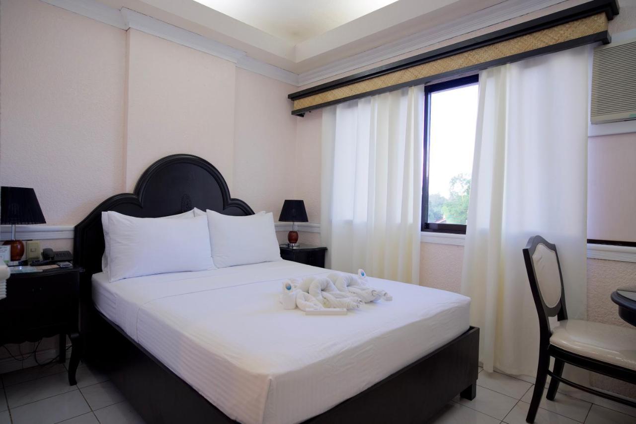 Dao Diamond Hotel & Restaurant Tagbilaran City Exterior photo